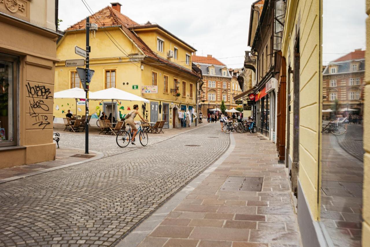 Ferienwohnung 150 Steps To The Main Square Laibach Exterior foto